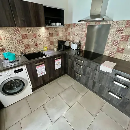 Appartamento Chez Marcel - Avec Salle De Bain Privee Lussac-les-Châteaux